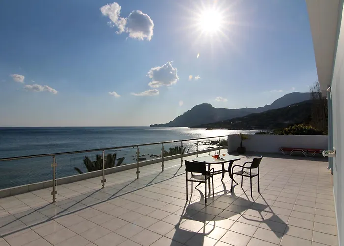 Skinos Apartments
